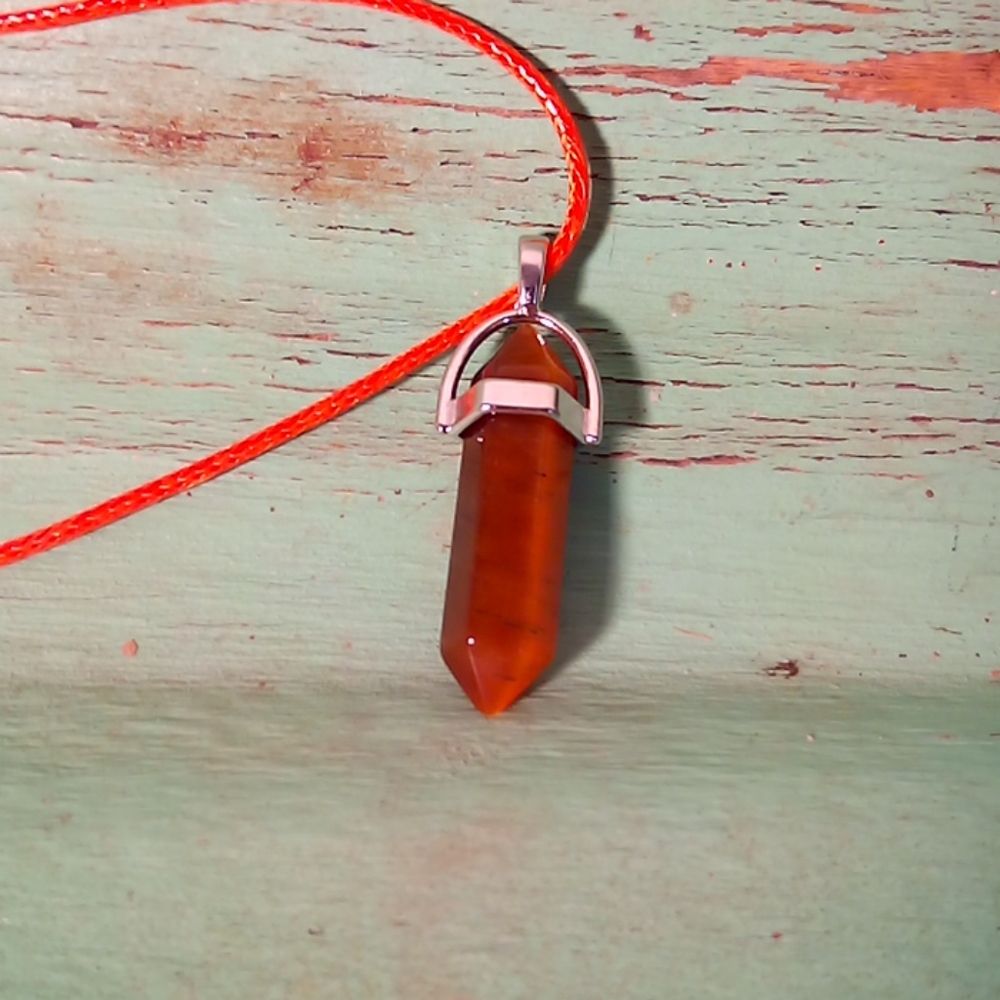 Hexagonal healing crystals necklaces - Picture 6 of 11